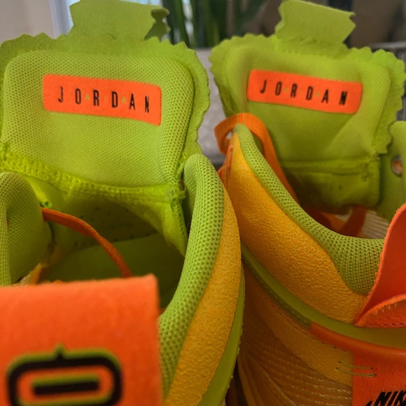 Like New Boys Air Jordan Xxxvi 36 Nitro X
Jayson Tatum Taco Jay. - Picture 4 of 9